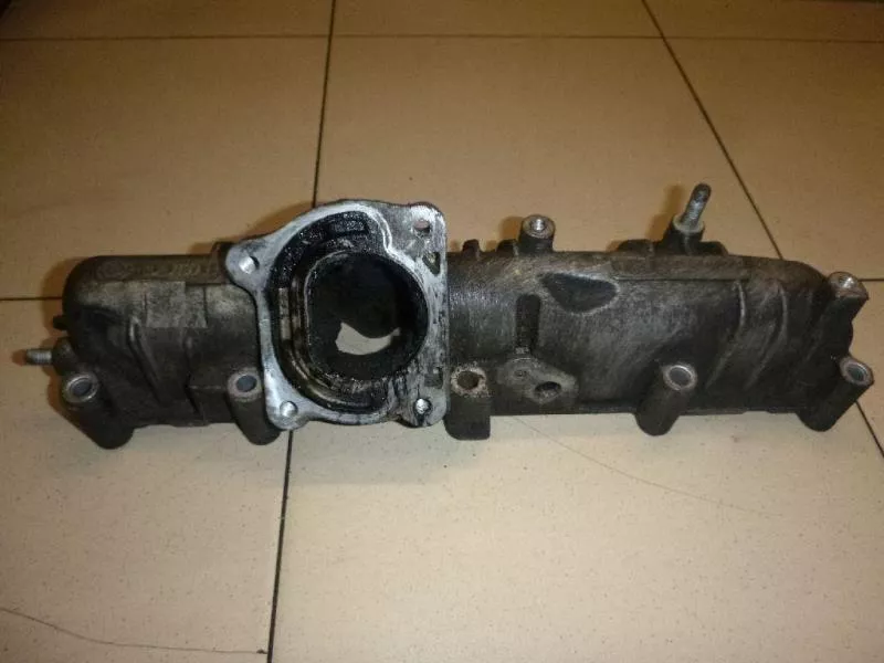 Впускной коллектор ST299382