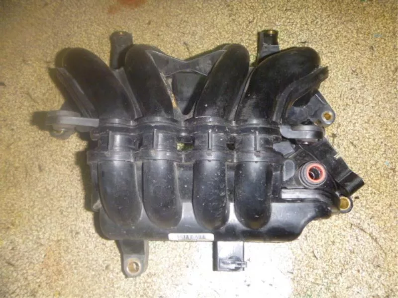 Впускной коллектор ST300069 Впускной коллектор ST300069